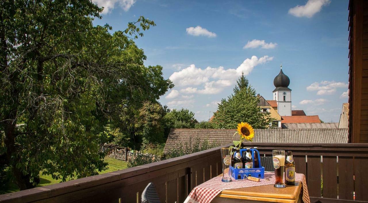 Kuschelige Ferienwohnung Schwandorf in Bayern Exterior foto